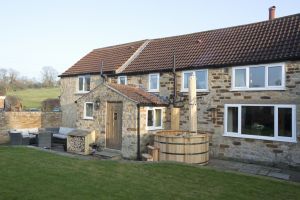 _gorgeous low burn cottage 64.jpg